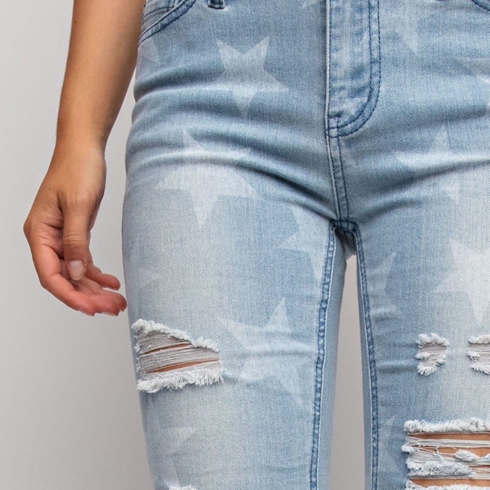 ☀️LAST3️⃣//DENIM DISTRESSED STAR PRINTED JEANS - Picture 4 of 8